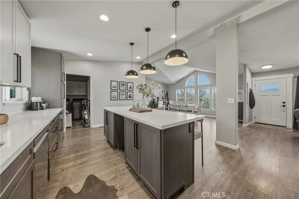 20766 Yankee Valley Hidden Valley Lake, CA 95467