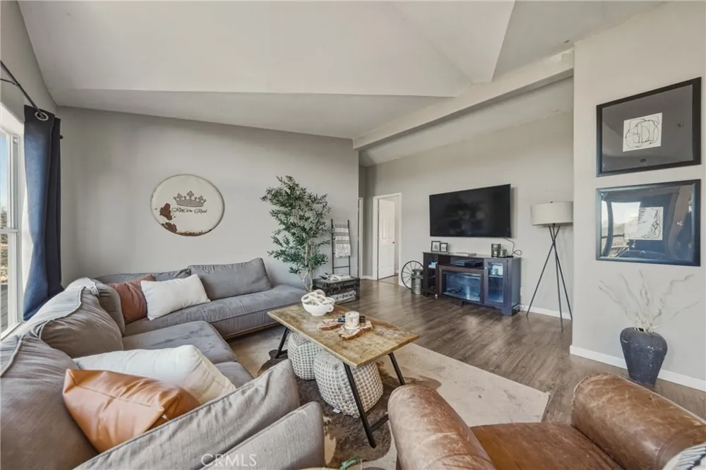 20766 Yankee Valley Hidden Valley Lake, CA 95467