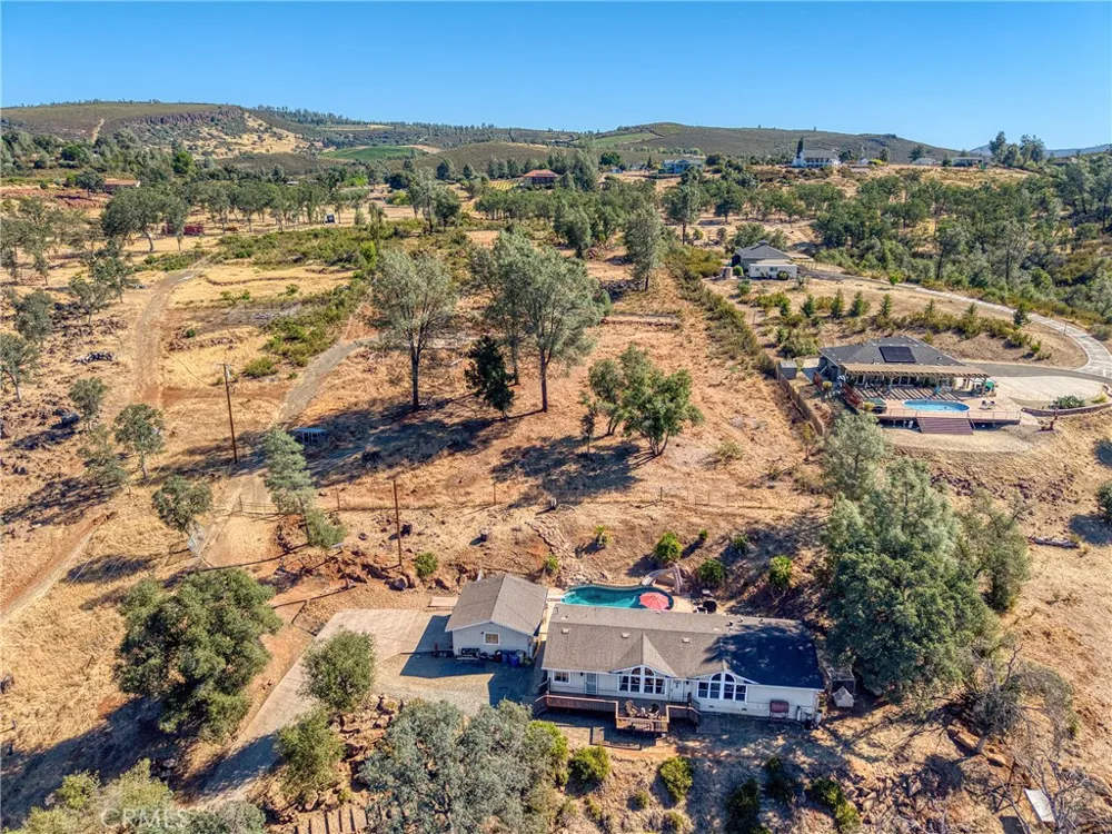 20766 Yankee Valley Hidden Valley Lake, CA 95467