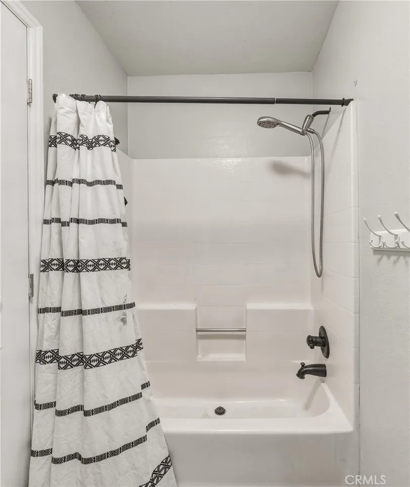 20766 Yankee Valley Hidden Valley Lake, CA 95467