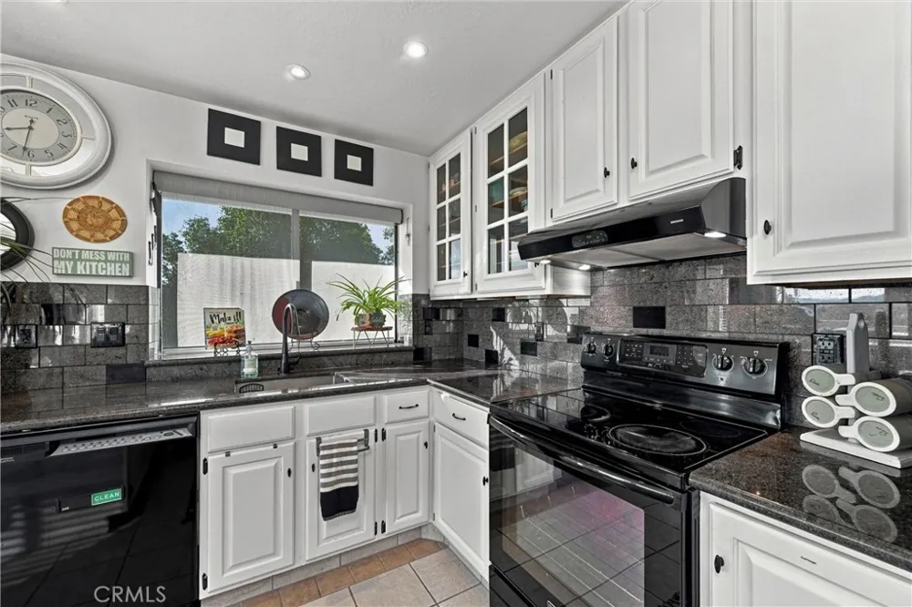 3333 Riviera West Dr. Kelseyville, CA 95451