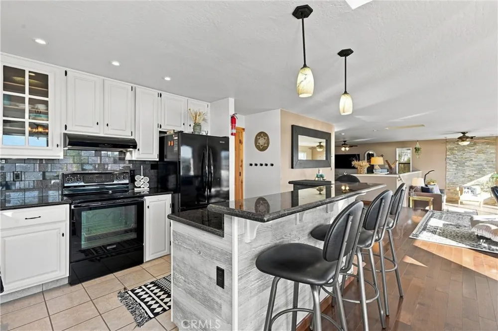 3333 Riviera West Dr. Kelseyville, CA 95451