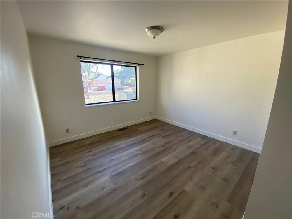 19742 Oak Flat Road Hidden Valley Lake, CA 95467