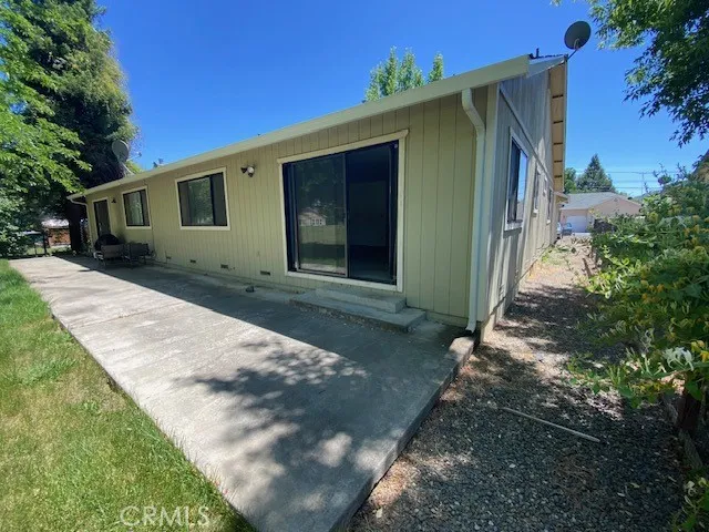 19742 Oak Flat Road Hidden Valley Lake, CA 95467