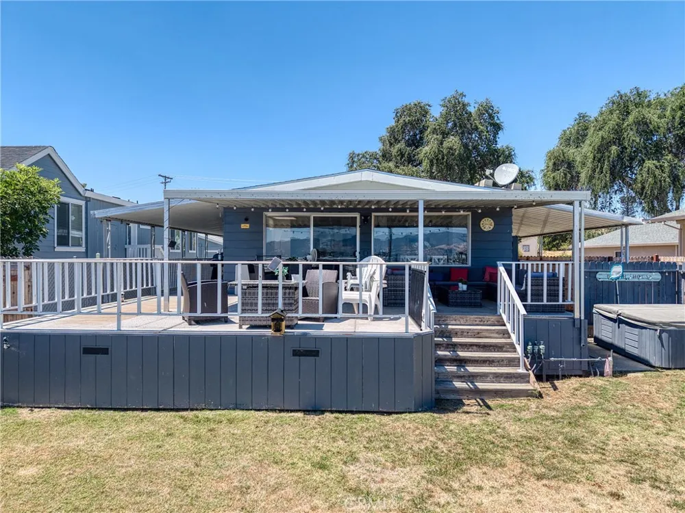 4356 Lakeshore Lakeport, CA 95453