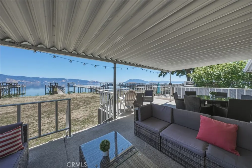4356 Lakeshore Lakeport, CA 95453