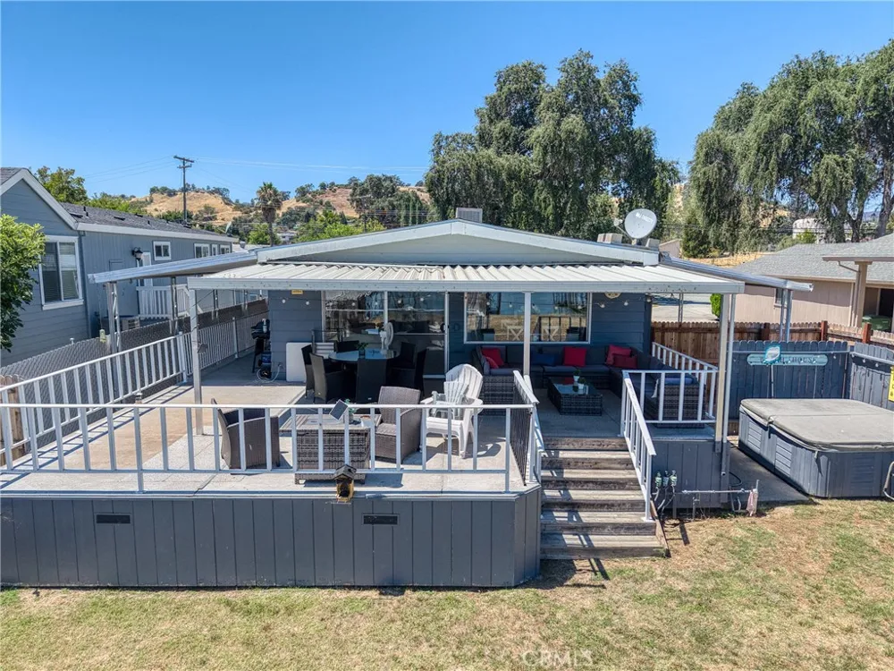 4356 Lakeshore Lakeport, CA 95453