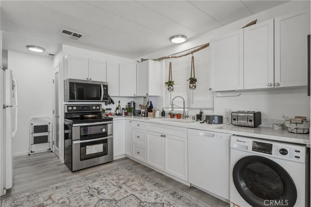 4356 Lakeshore Lakeport, CA 95453