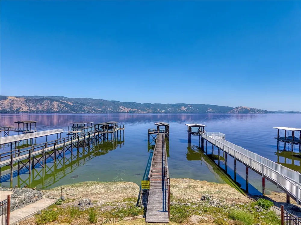4356 Lakeshore Lakeport, CA 95453