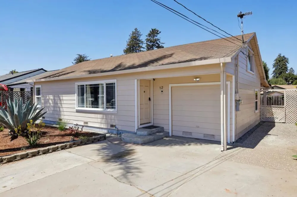 12 Taylor Road Watsonville, CA 95076