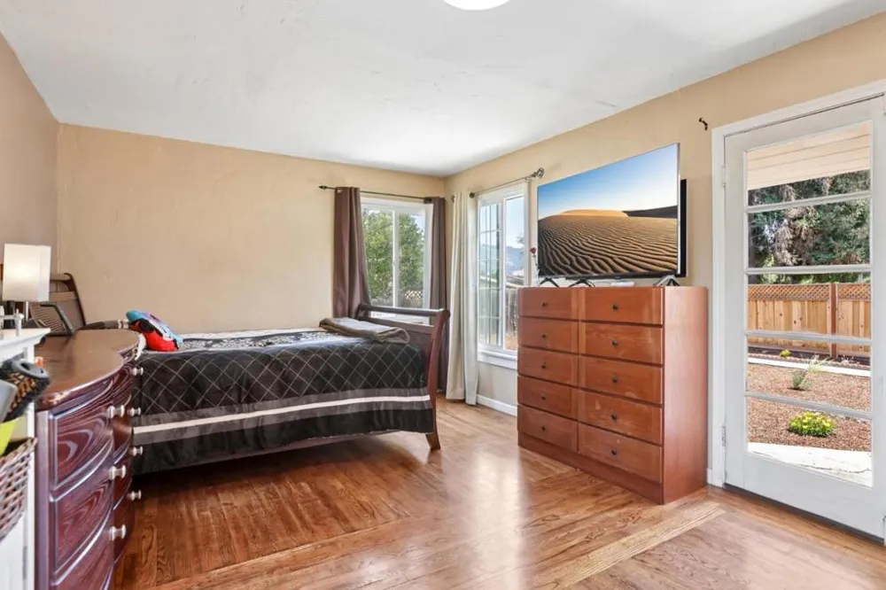 12 Taylor Road Watsonville, CA 95076