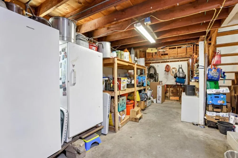 12 Taylor Road Watsonville, CA 95076