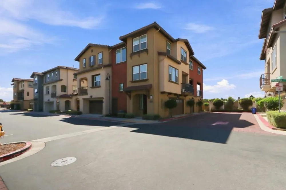 34823 Awning Terrace Fremont, CA 94555