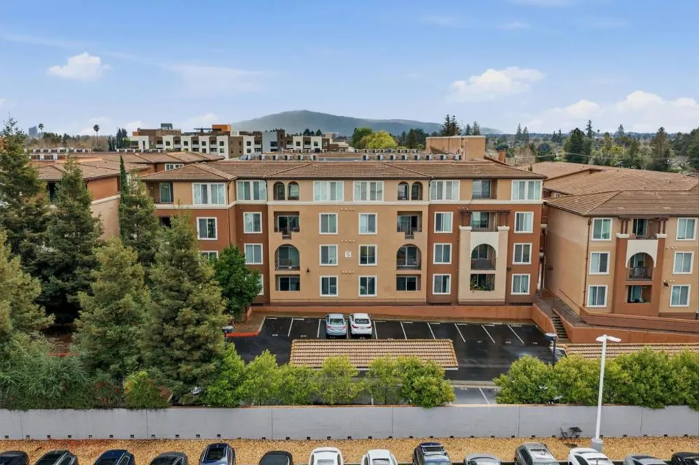 801 S Winchester Boulevard #1304 San Jose, CA 95128