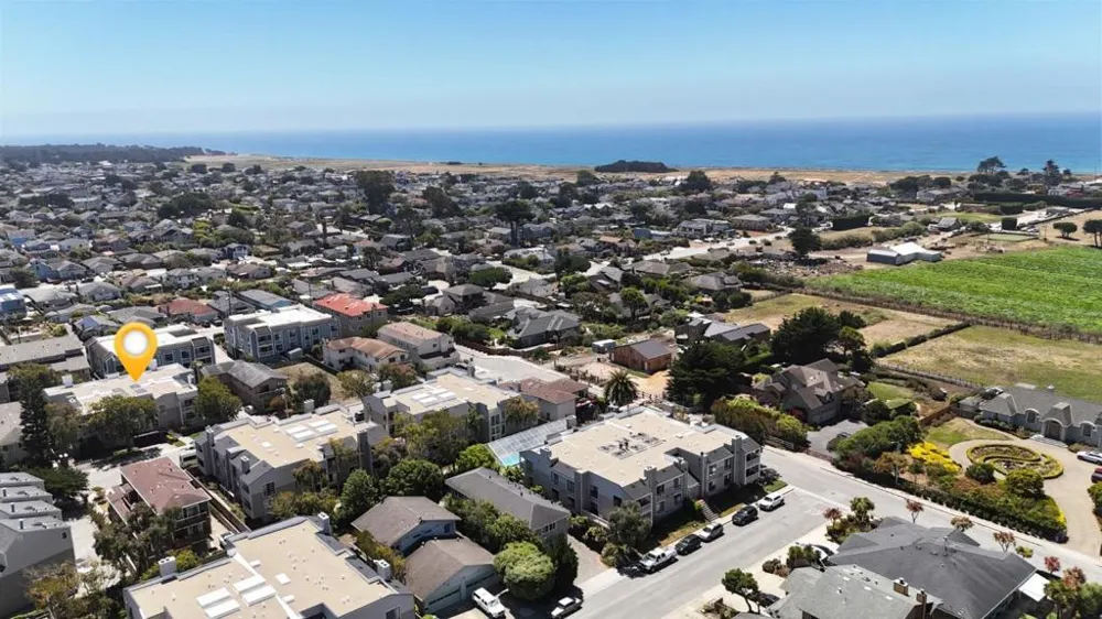 466 Pine Avenue Half Moon Bay, CA 94019