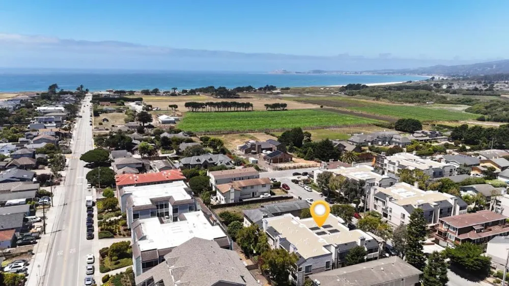 466 Pine Avenue Half Moon Bay, CA 94019