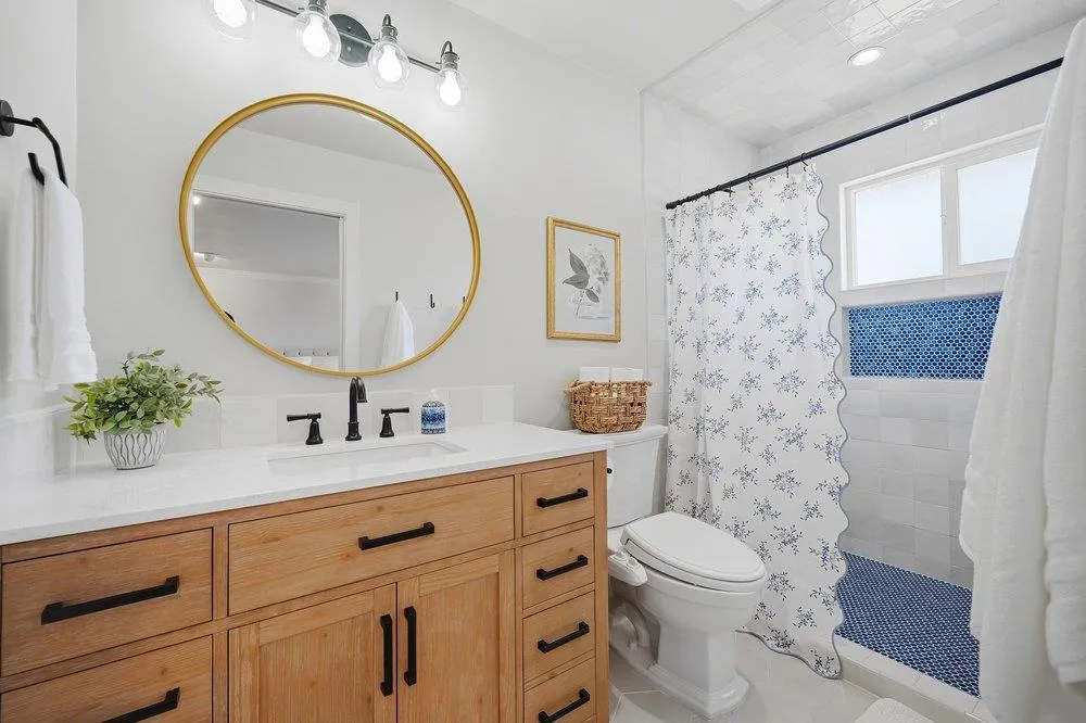 15640 La Sierra Court Morgan Hill, CA 95037