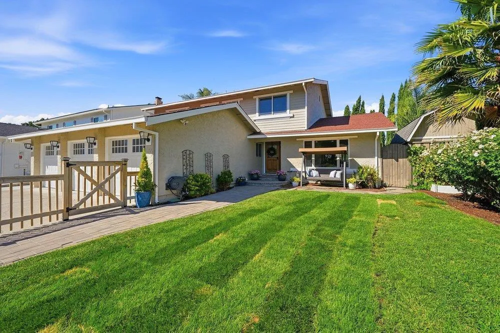 15640 La Sierra Court Morgan Hill, CA 95037