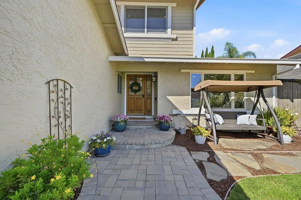 15640 La Sierra Court Morgan Hill, CA 95037
