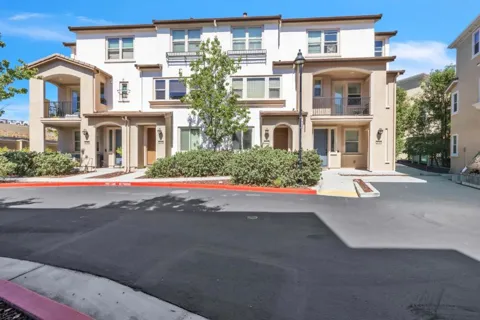 2757 Ferrara Circle