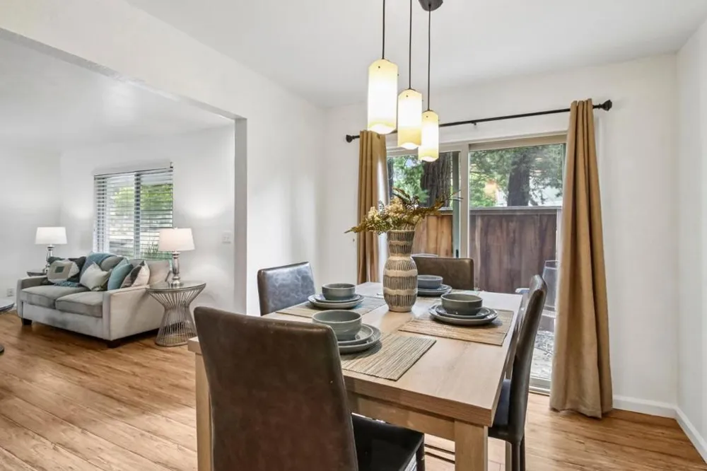 1117 Sutherland Lane #2 Capitola, CA 95010