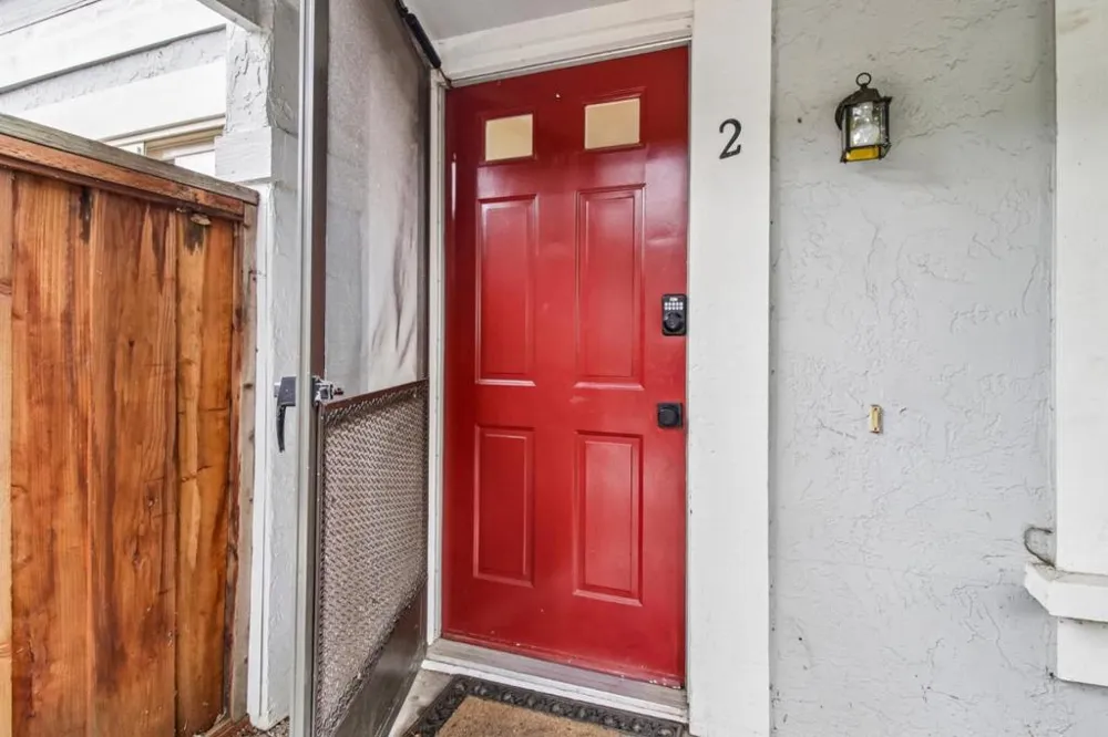 1117 Sutherland Lane #2 Capitola, CA 95010