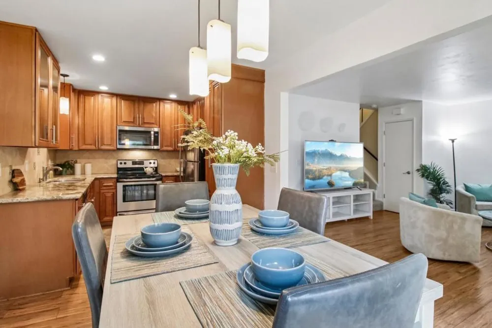 1117 Sutherland Lane #2 Capitola, CA 95010