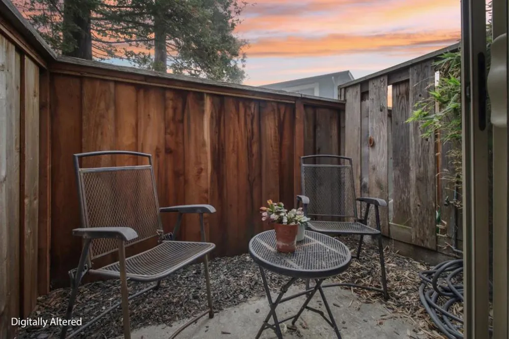 1117 Sutherland Lane #2 Capitola, CA 95010