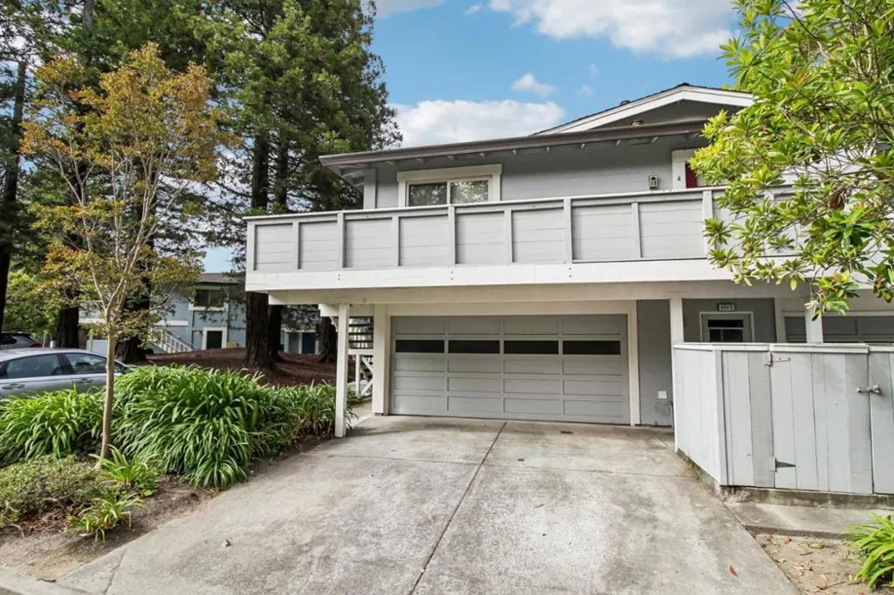 1117 Sutherland Lane #2 Capitola, CA 95010