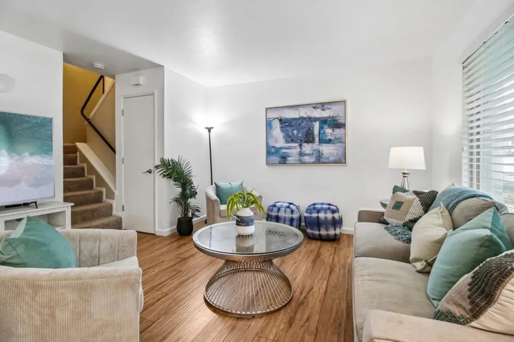 1117 Sutherland Lane #2 Capitola, CA 95010