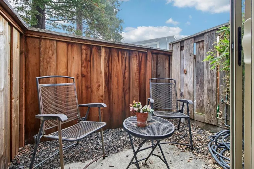 1117 Sutherland Lane #2 Capitola, CA 95010
