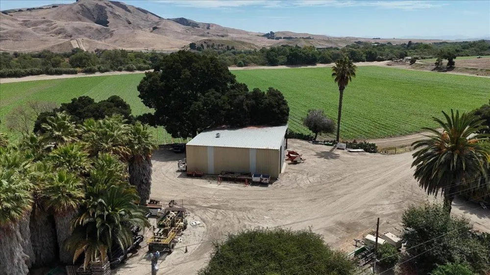 10 Chittenden Road San Juan Bautista, CA 95045