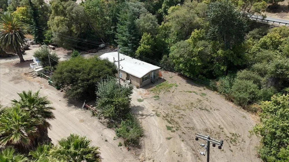 10 Chittenden Road San Juan Bautista, CA 95045