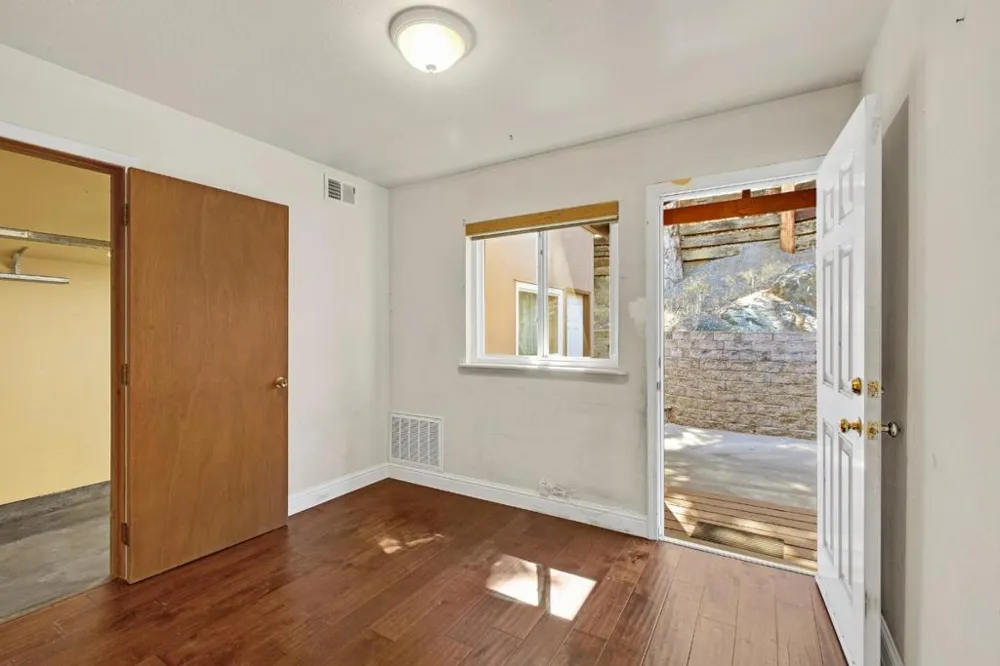 141 Pecks Lane South San Francisco, CA 94080