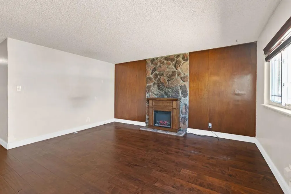 141 Pecks Lane South San Francisco, CA 94080