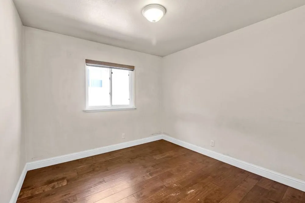 141 Pecks Lane South San Francisco, CA 94080