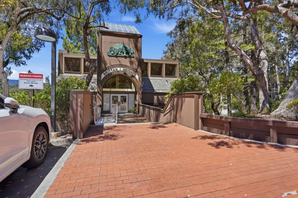 3318 Brittan Avenue #3 San Carlos, CA 94070