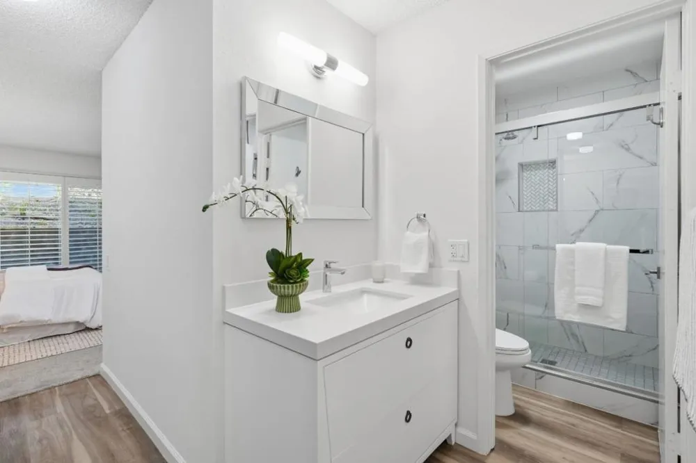 3318 Brittan Avenue #3 San Carlos, CA 94070
