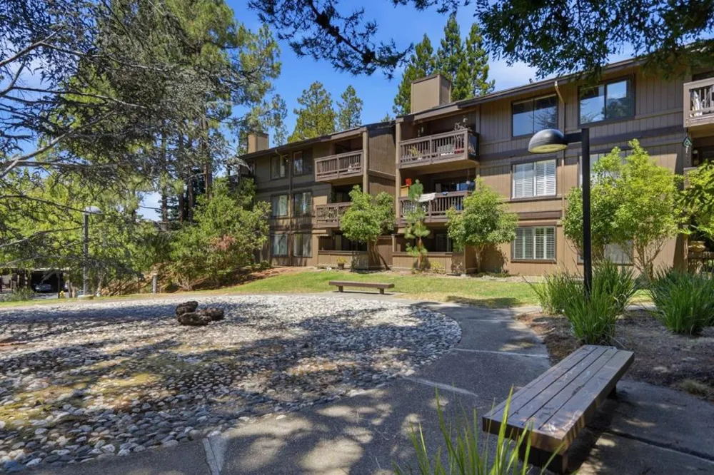 3318 Brittan Avenue #3 San Carlos, CA 94070