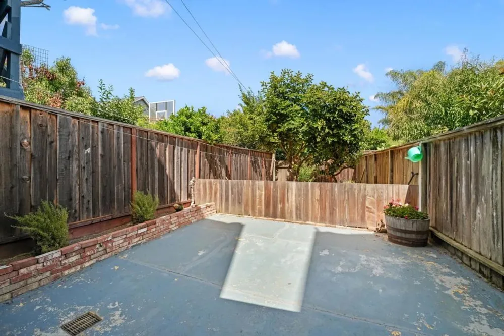 2619 Folsom Street San Francisco, CA 94110