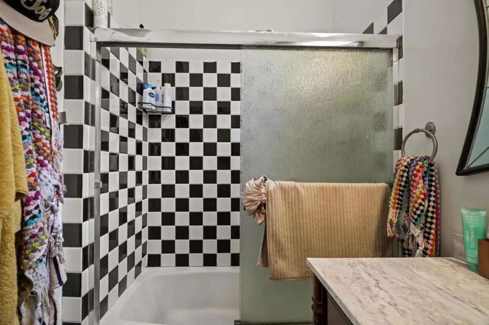 2619 Folsom Street San Francisco, CA 94110