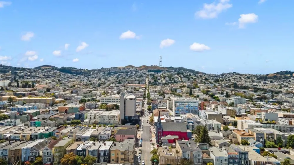 2619 Folsom Street San Francisco, CA 94110