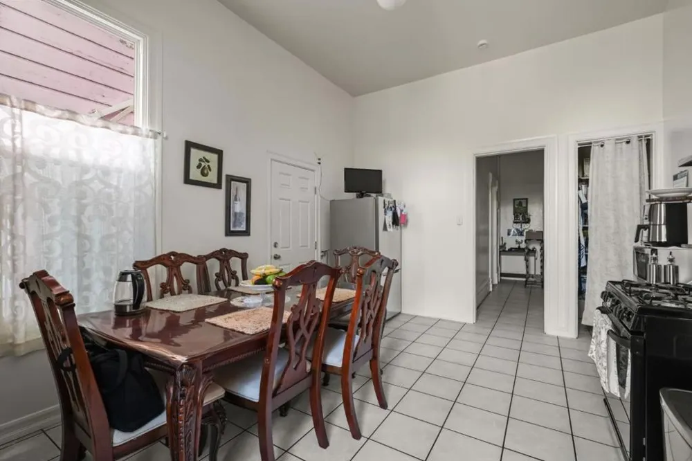 2619 Folsom Street San Francisco, CA 94110