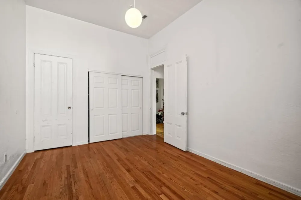 2619 Folsom Street San Francisco, CA 94110