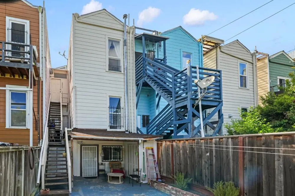 2619 Folsom Street San Francisco, CA 94110