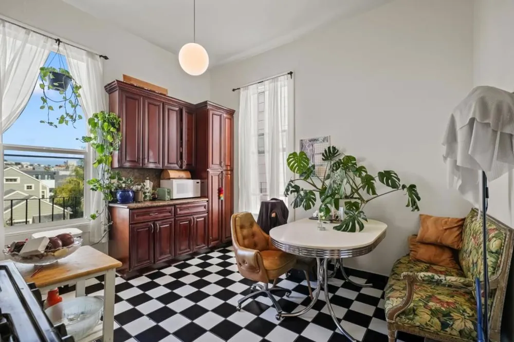 2619 Folsom Street San Francisco, CA 94110