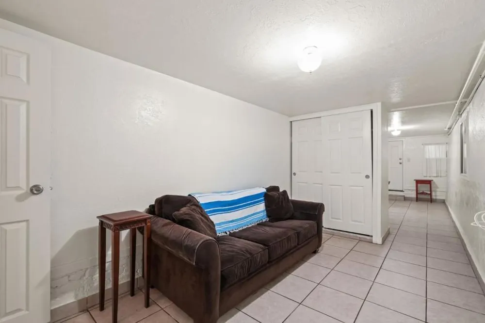 2619 Folsom Street San Francisco, CA 94110