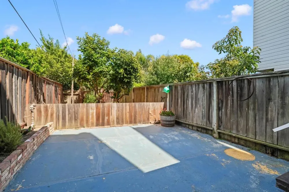 2619 Folsom Street San Francisco, CA 94110