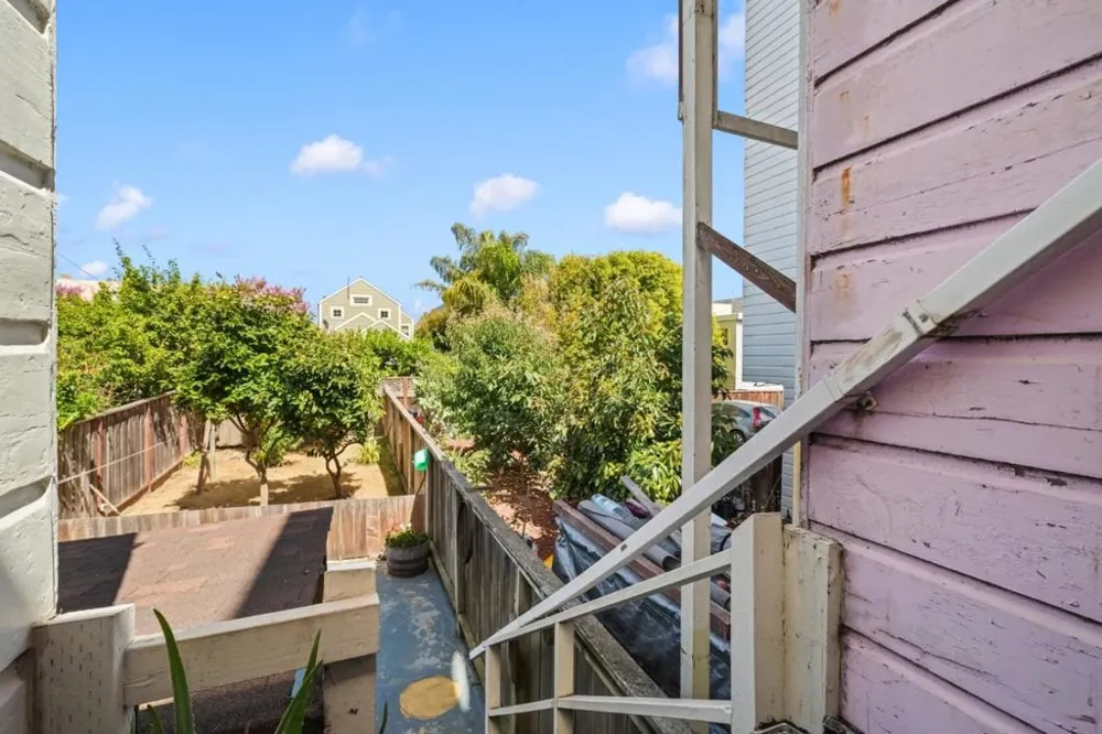 2619 Folsom Street San Francisco, CA 94110