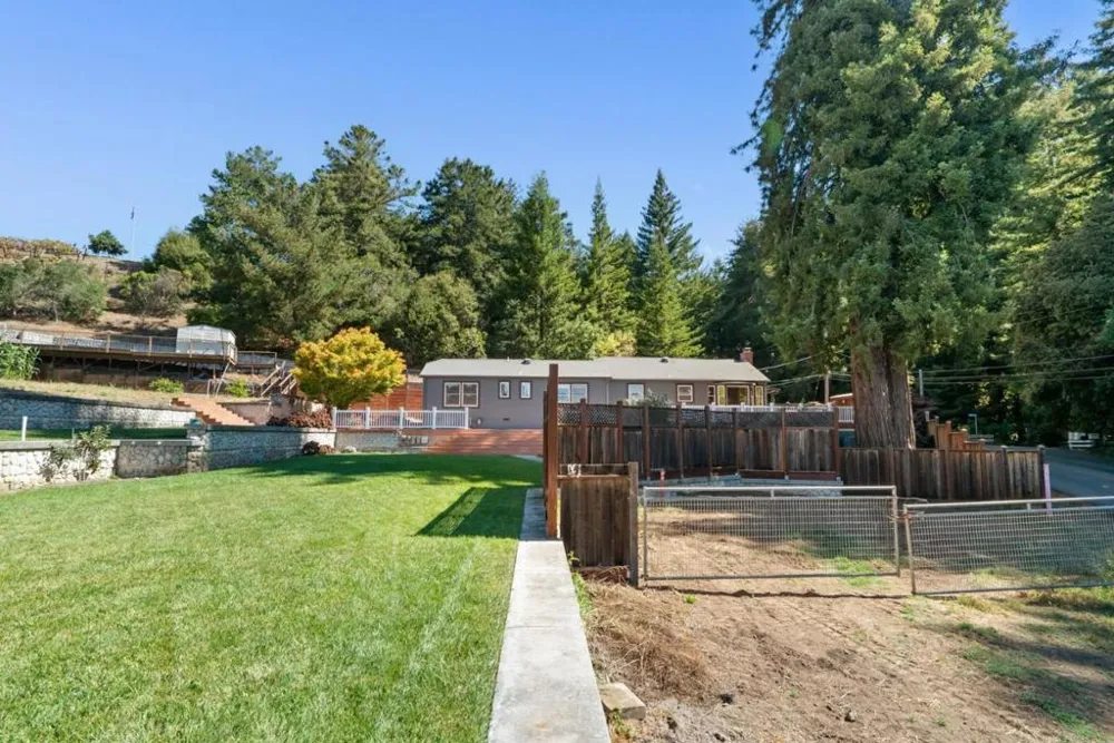 7337 Glen Haven Road Soquel, CA 95073